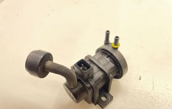 Opel Astra G Vacuum valve 09128022
