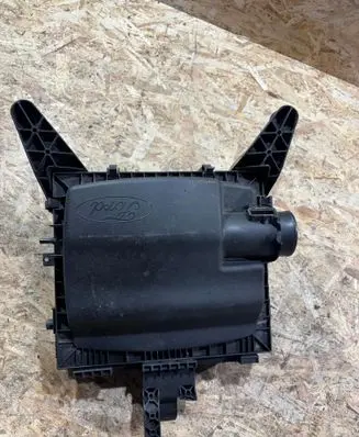 Ford Transit Air filter box 