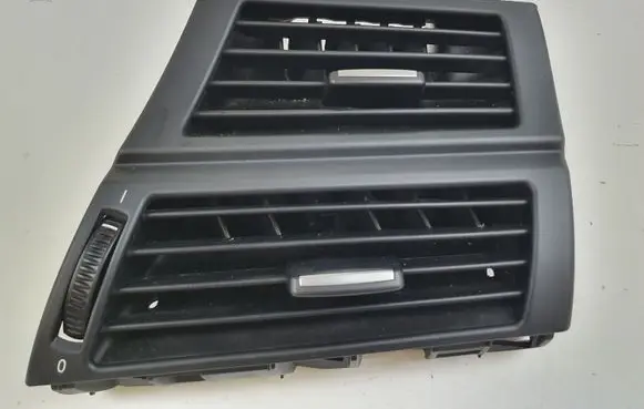 BMW X5 E70 Dashboard side air vent grill/cover trim 7161804