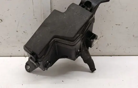 Toyota Yaris XP210 Fuse box set 826620D740