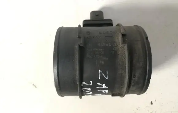 Opel Zafira C Mass air flow meter 5556242
