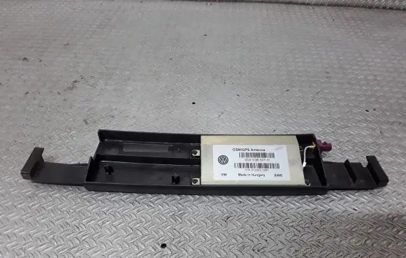 Volkswagen Phaeton Aerial antenna amplifier 3D0035507H