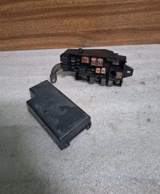 Subaru Legacy Fuse box set 82231AE000
