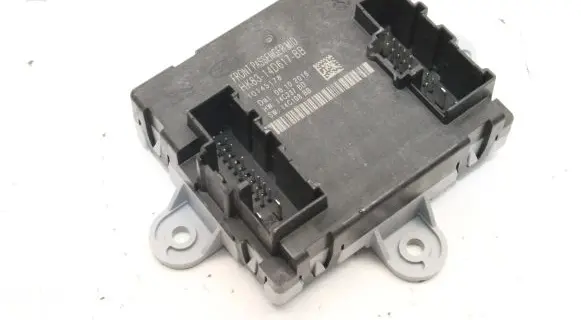 Land Rover Discovery Sport Door control unit/module HK8314D617BB