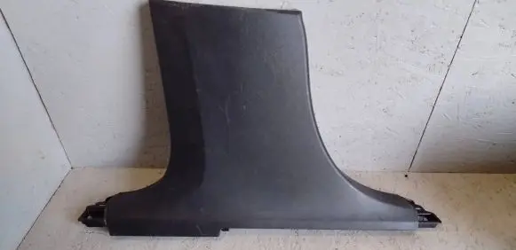 Volvo XC90 (B) pillar trim (bottom) 31363584