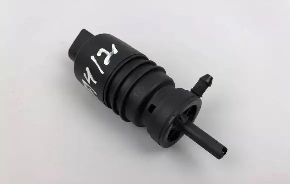 Skoda Superb B5 (3U) Windscreen/windshield washer pump 1T0955651