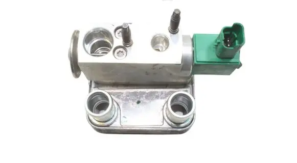 Nissan Juke II F16 Air conditioning (A/C) expansion valve 295E35353R LW605001
