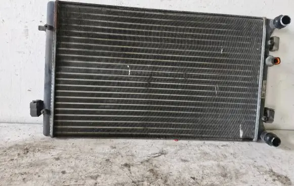 Audi A3 S3 8L Coolant radiator