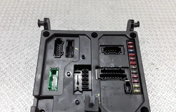 Ford Galaxy Comfort/convenience module 1M2114B205BA