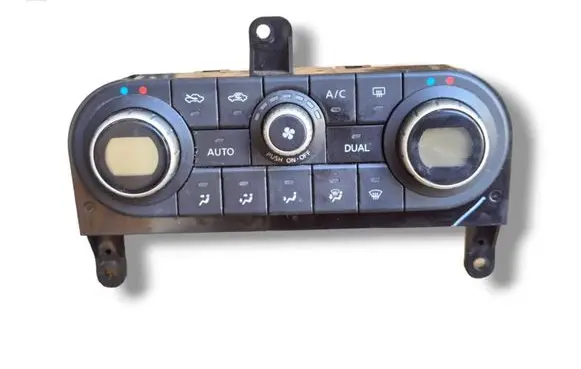 Nissan Qashqai Air conditioning/heating control unit 27500JD45D