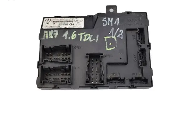 Ford Fiesta Central body control module 8V5115K600CH F005V01044 116RA000084