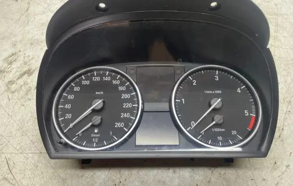 BMW X1 E84 Speedometer (instrument cluster) 9187344 403215001 430129354