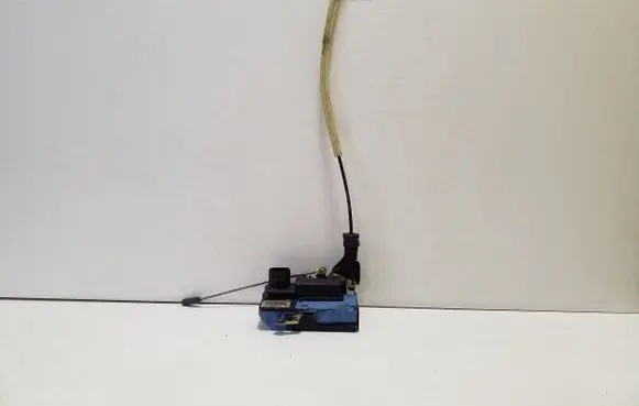 Volvo S60 Front door lock 8650546 9485042B