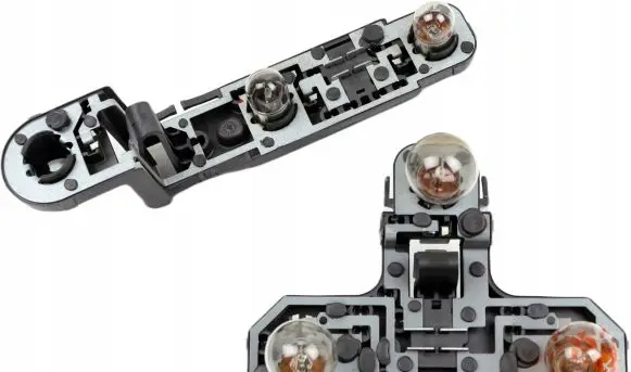 Volvo S80 Tail light bulb cover holder