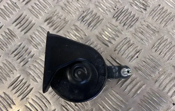 Tesla Model X Horn signal