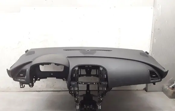 Opel Astra J Dashboard 13301067