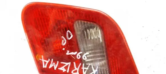 Mitsubishi Carisma Tailgate rear/tail lights
