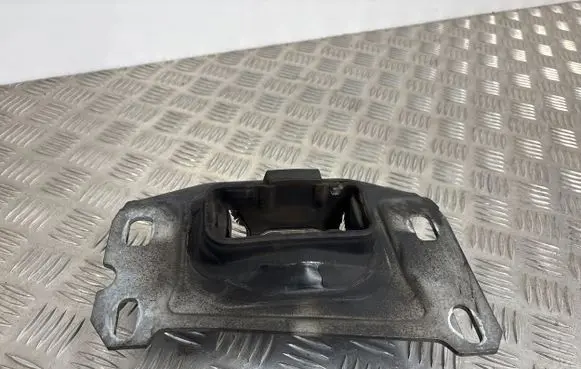 Peugeot Expert Gearbox mount 9673768480 9807420980 9673768480C