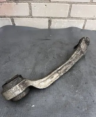 Audi A8 S8 D3 4E Front lower control arm/wishbone 4E0407696B