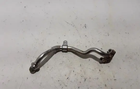 Mercedes-Benz GLA H247 Turbo turbocharger oiling pipe/hose A2820900177