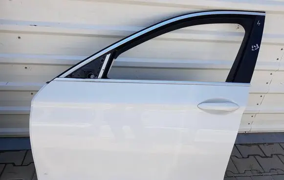 BMW 5 F10 F11 Front door