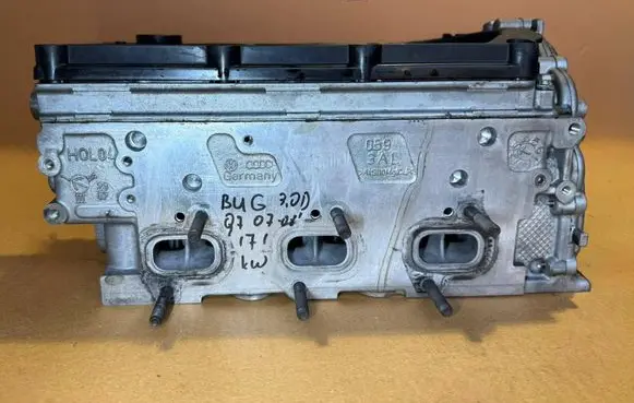 Audi Q7 4L Engine head 0593AL