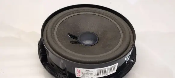 Volkswagen PASSAT B6 Rear door speaker 3C0035453