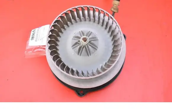 Toyota Prius (NHW20) Heater fan/blower 194000-1390