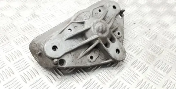 Volkswagen Touareg I Coil spring mount 7L0412391B