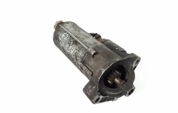 Opel Vivaro Starter motor 7700116260C