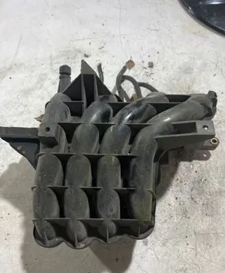 Volkswagen Golf IV Intake manifold 2900302879