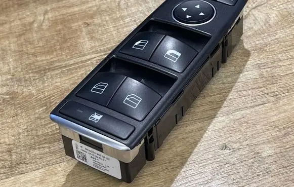 Mercedes-Benz E C207 W207 Electric window control switch A2049055402 LK10021551