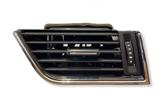 Skoda Octavia Mk3 (5E) Dashboard side air vent grill/cover trim 5E0819702 5E0819702A