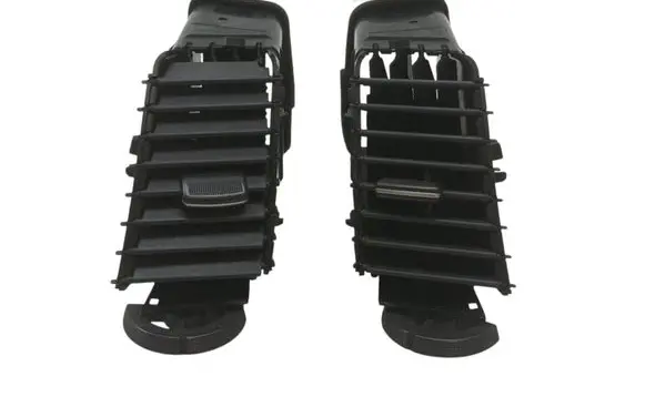 Mitsubishi Grandis Dashboard air vent grill cover trim 