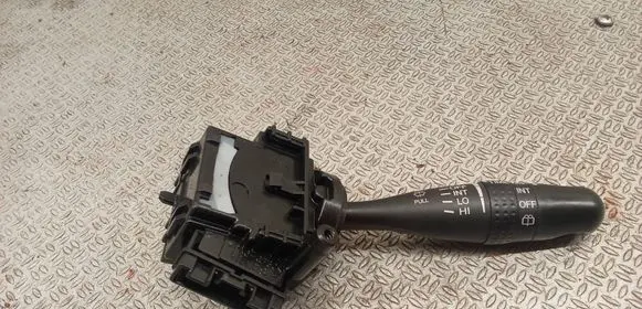 Suzuki SX4 Wiper control stalk 