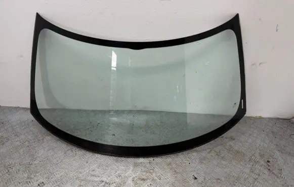 Mini Cooper Countryman R60 Front windscreen/windshield window 