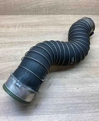 BMW 3 E90 E91 Air intake hose/pipe BMWAIRINTAKEPIPE