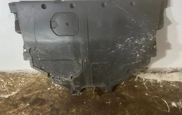 Mazda 6 Engine splash shield/under tray