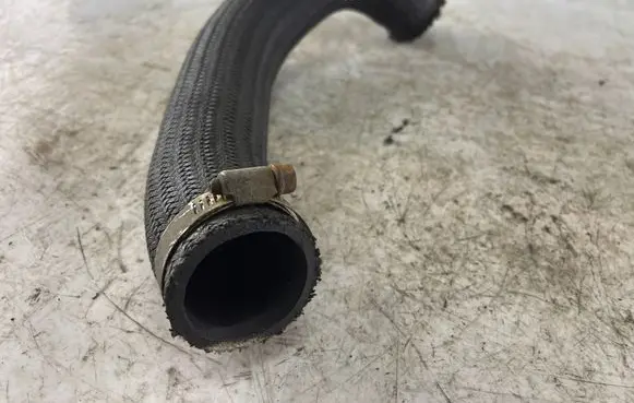 Mitsubishi Pajero Sport I Intercooler hose/pipe