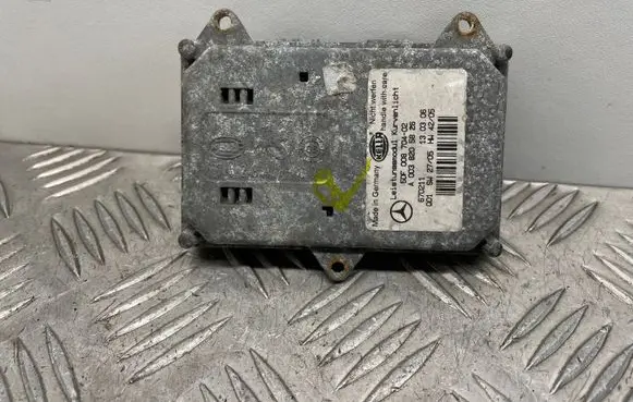 Mercedes-Benz R W251 Headlight ballast module Xenon A0038205826