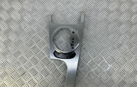 Audi TT TTS Mk2 Gear shifter surround trim plastic 8J2863916AJF 8J2713463