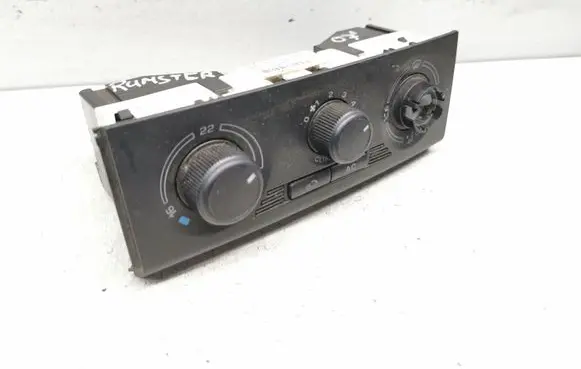 Skoda Roomster (5J) Climate control unit 5J0820045