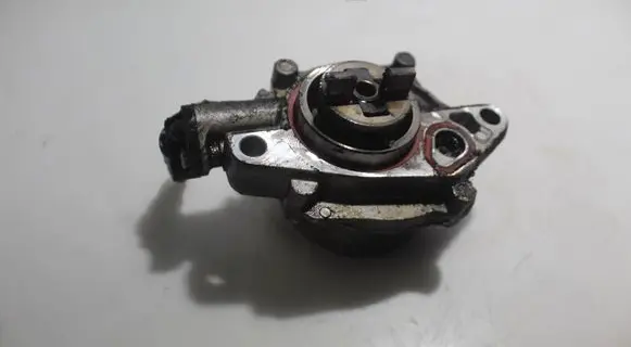 Peugeot 207 Vacuum pump