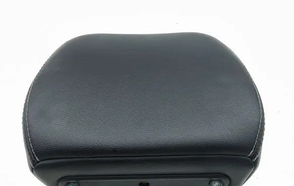 Citroen C-Crosser Front seat headrest
