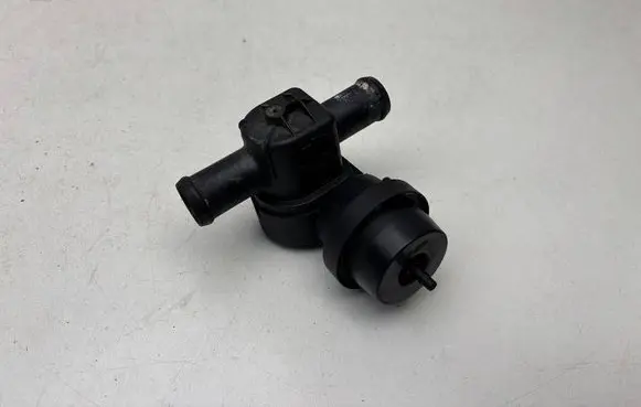 Audi A5 Sportback 8TA Coolant heater control valve 1J0819809