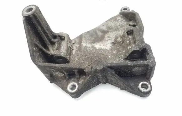 Volkswagen Transporter - Caravelle T5 Generator/alternator bracket 070903143