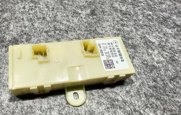 Mercedes-Benz ML W166 Tailgate/trunk control unit/module A1669006405 A1669016302 A1669029502