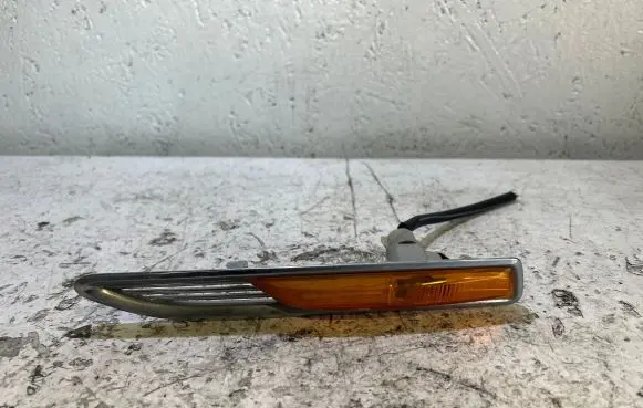 Ford Mondeo MK IV Front fender indicator light 7S7T13K354BD