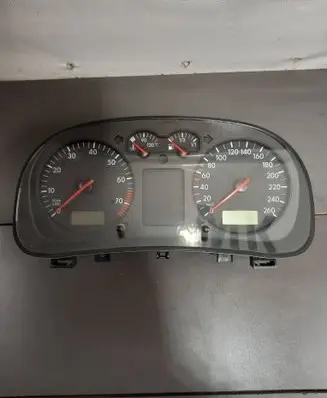 Volkswagen Golf IV Speedometer (instrument cluster) 110008916020 1J0919861D