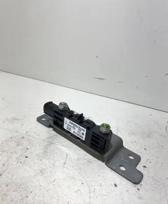 Chrysler Grand Voyager IV Airbag deployment crash/impact sensor 04727069AD 070405 1805301730